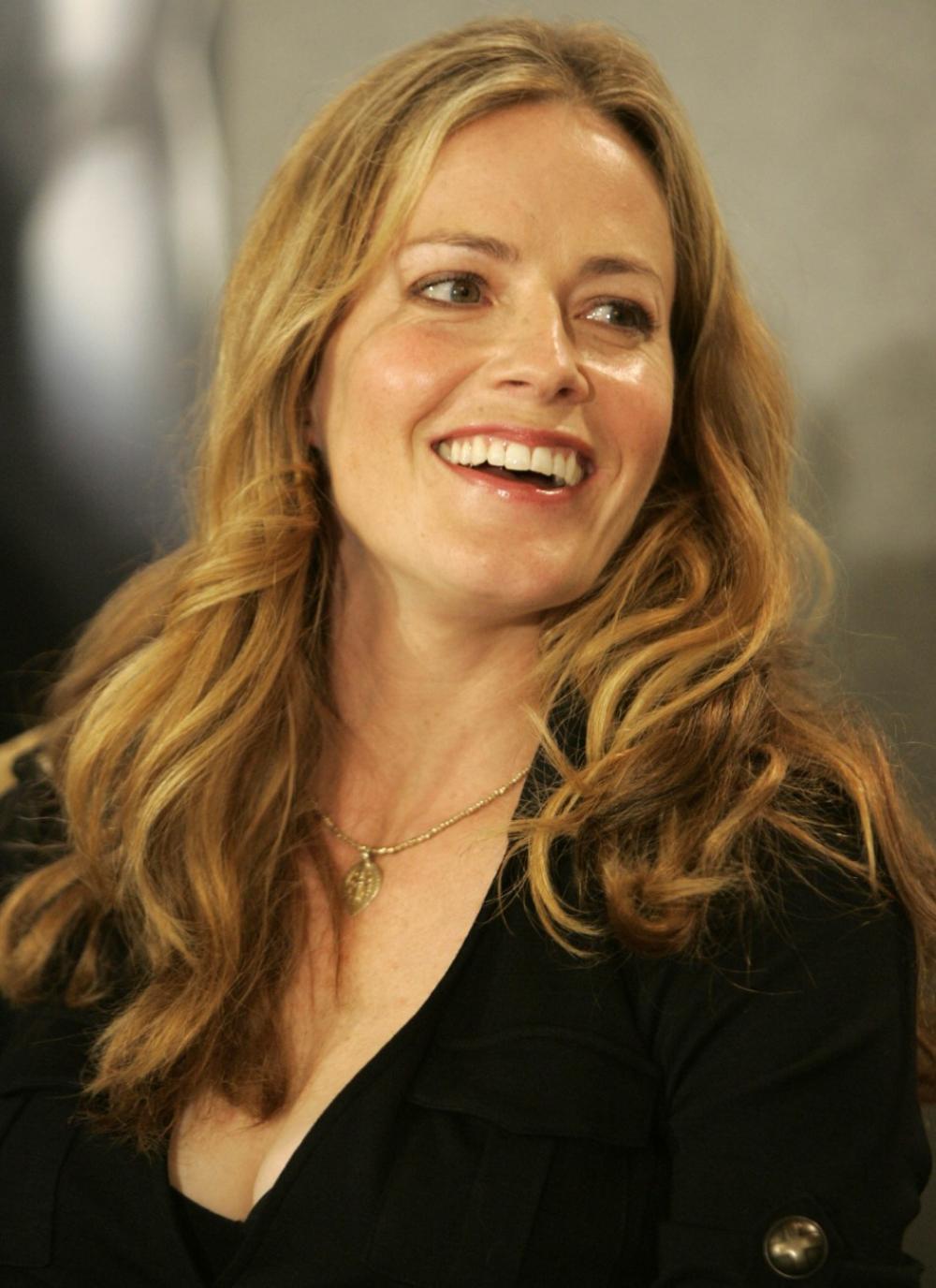 Elisabeth Shue Wallpapers