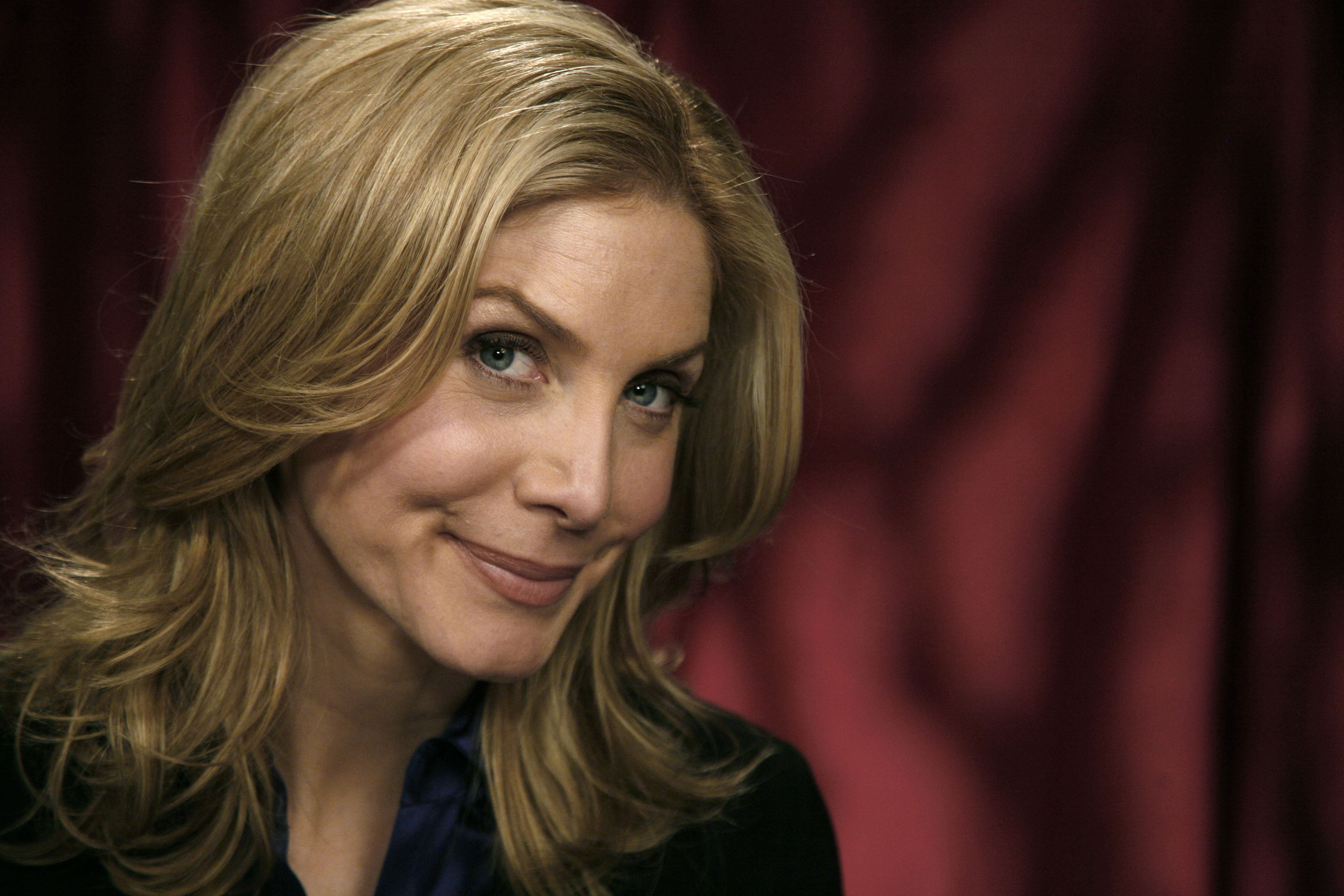 Elizabeth Mitchell Wallpapers