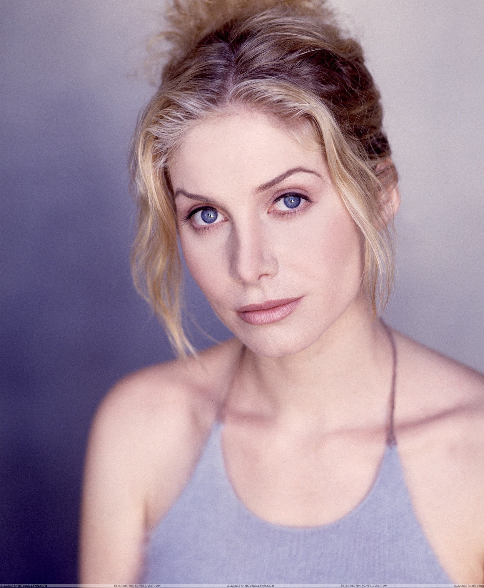 Elizabeth Mitchell Wallpapers