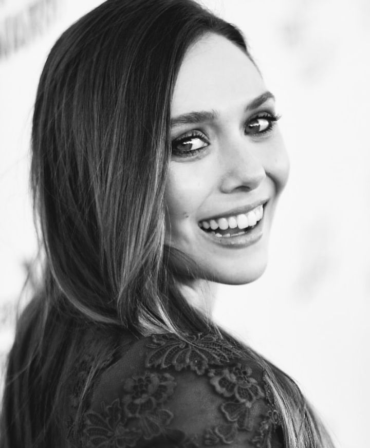 Elizabeth Olsen Beautiful Monochrome Wallpapers