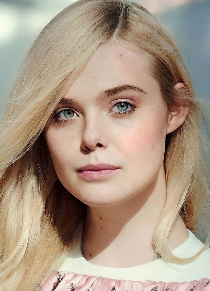 Elle Fanning Wallpapers