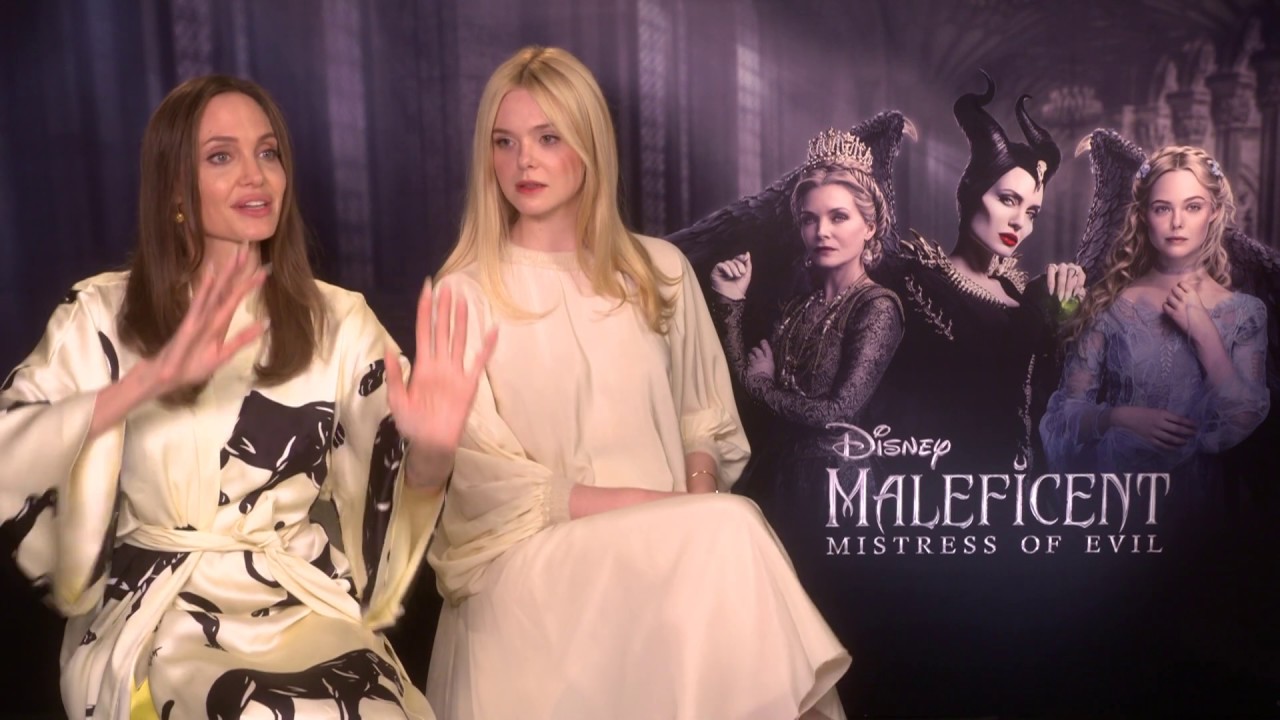 Elle Fanning As Maleficent Cosplay with Angelina Jolie Wallpapers