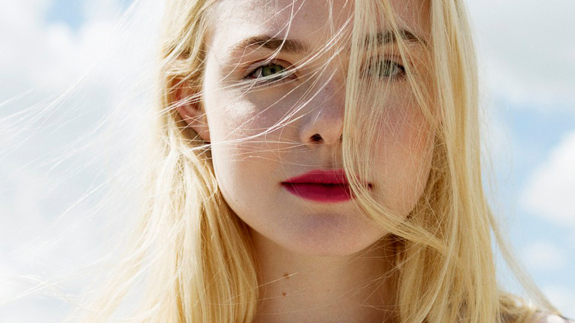 Elle Fanning Beautiful Wallpapers