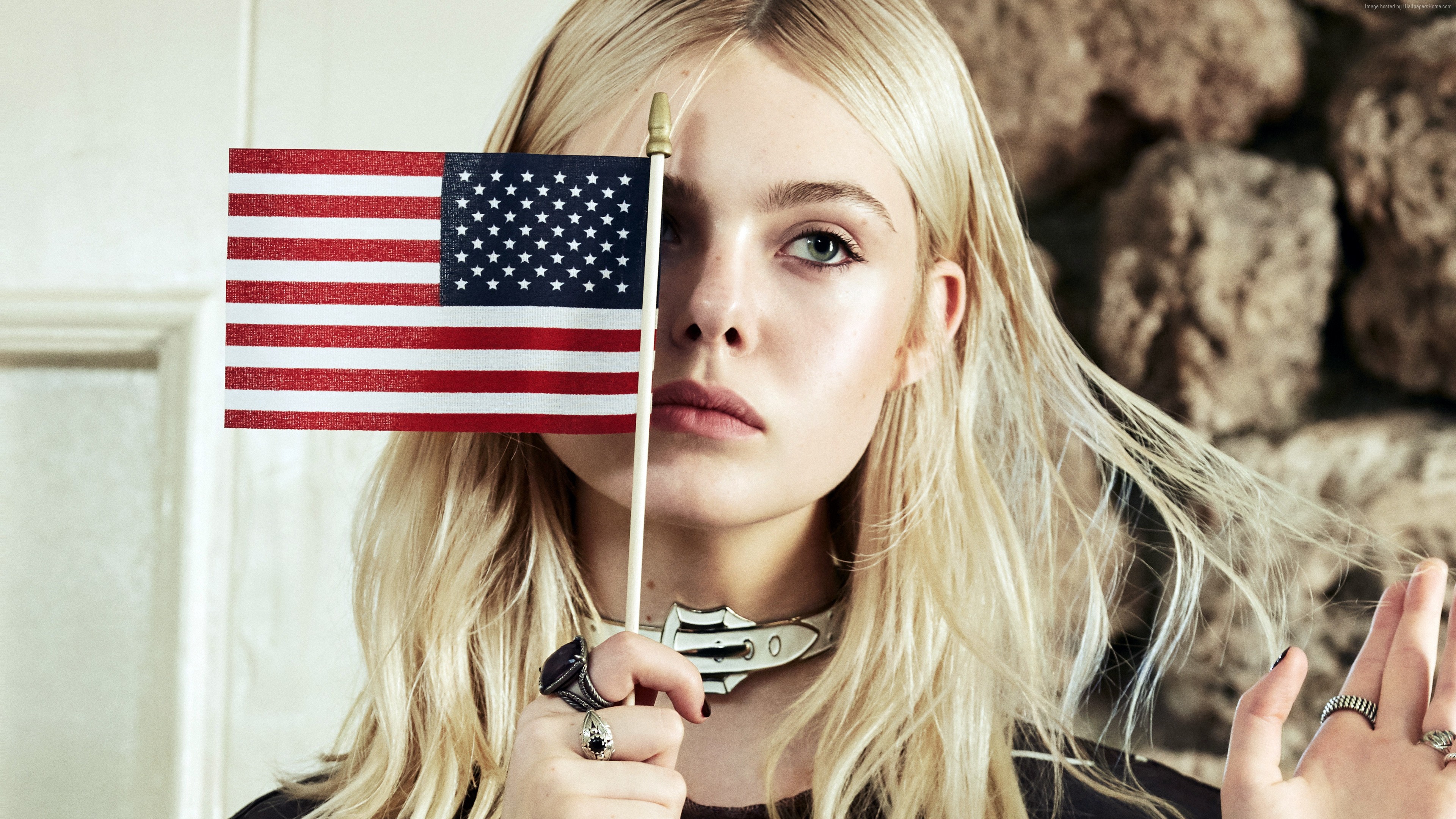 Elle Fanning Cute Wallpapers