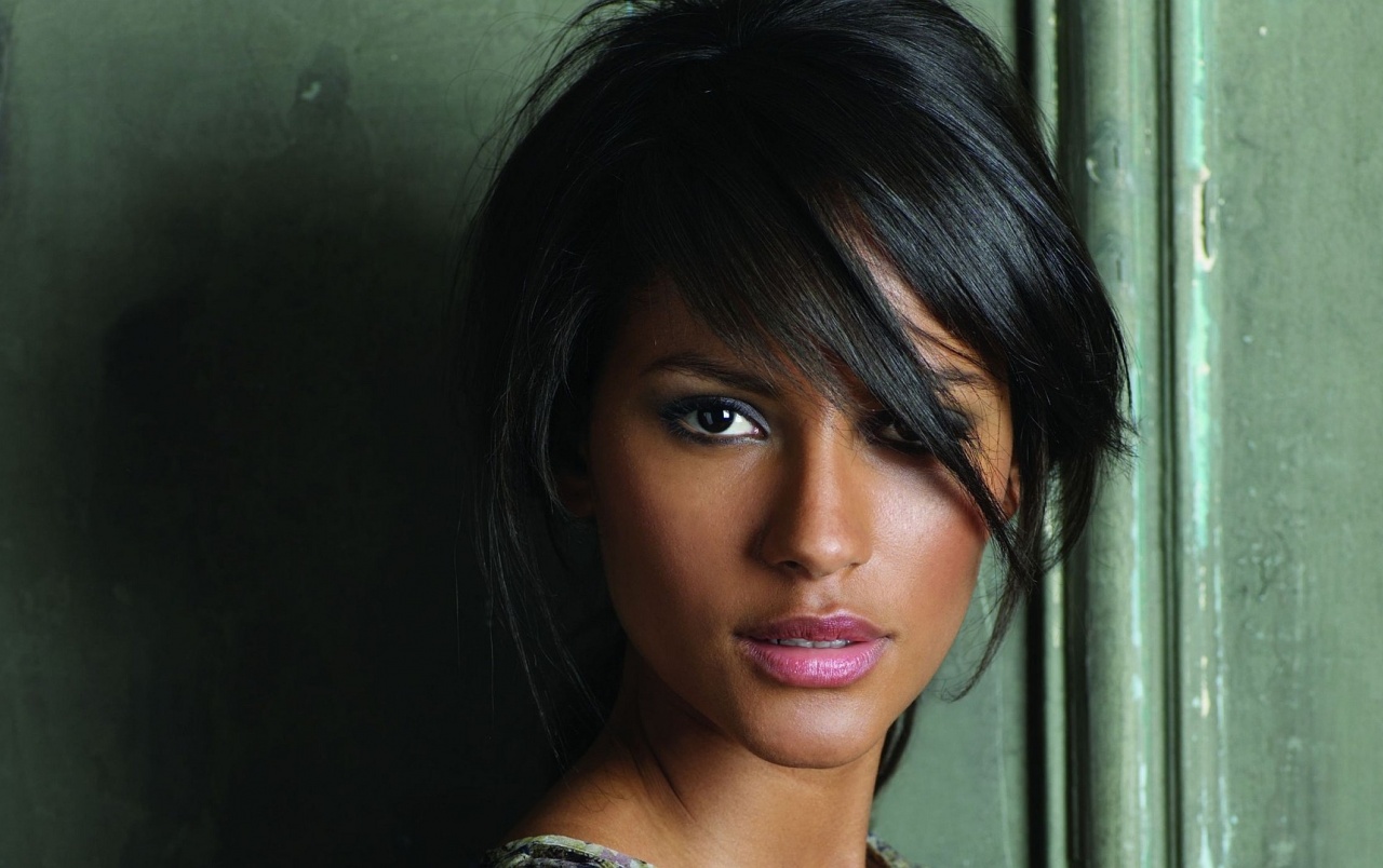 Emanuela De Paula Wallpapers