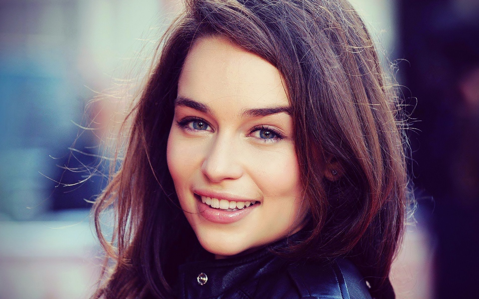 Emilia Clarke Wallpapers