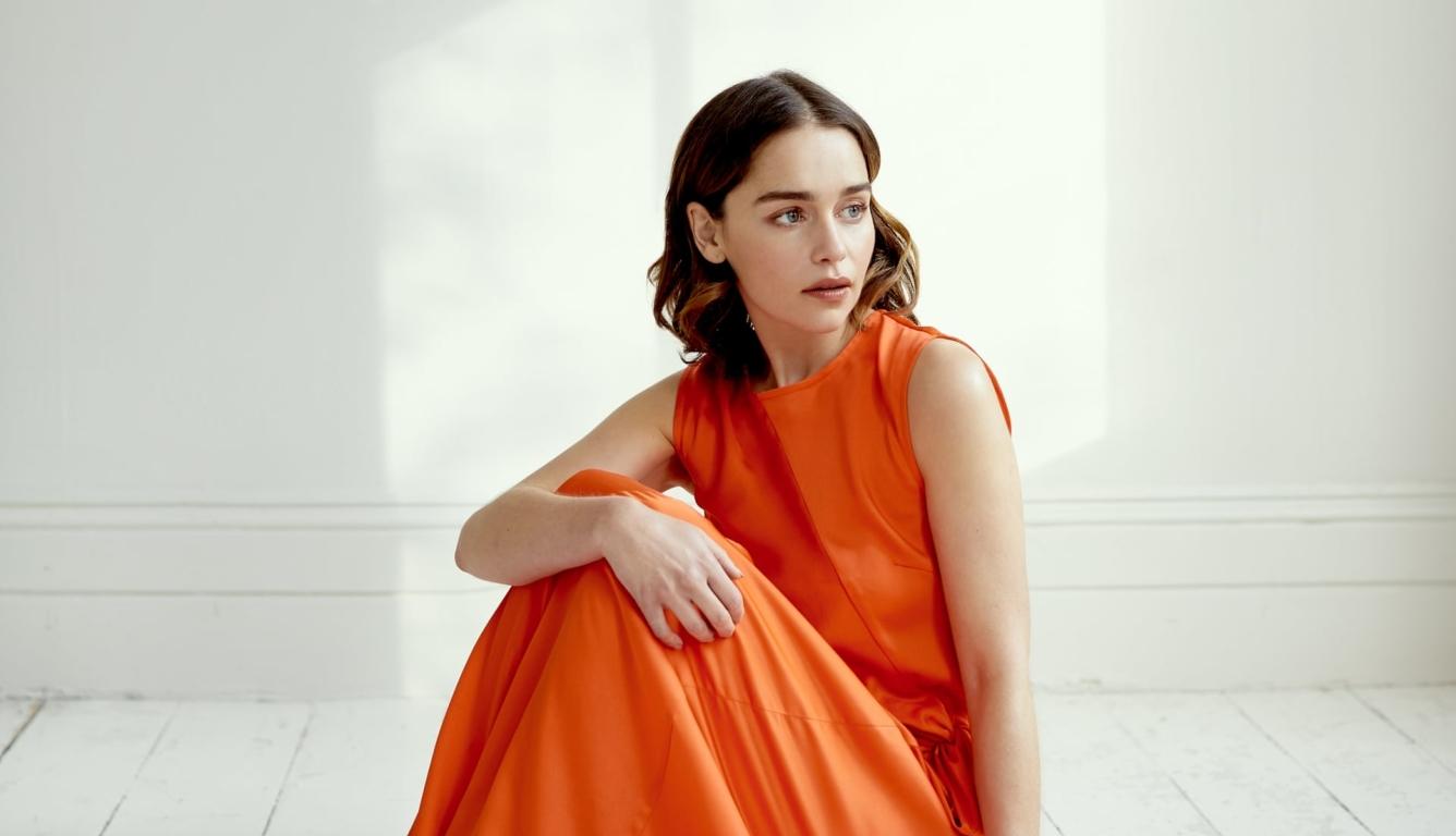 Emilia Clarke Wonderland 2019 Wallpapers