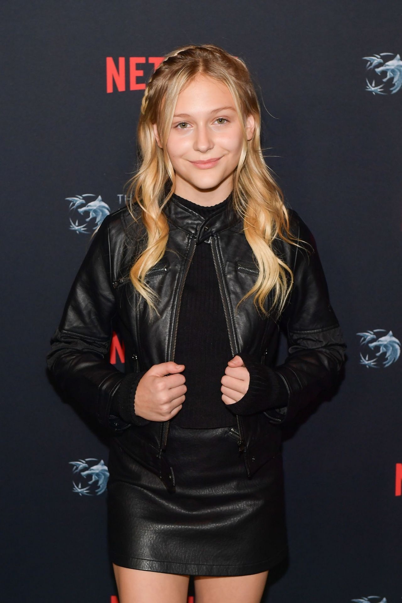 Emily Alyn Lind 2020 4K Wallpapers