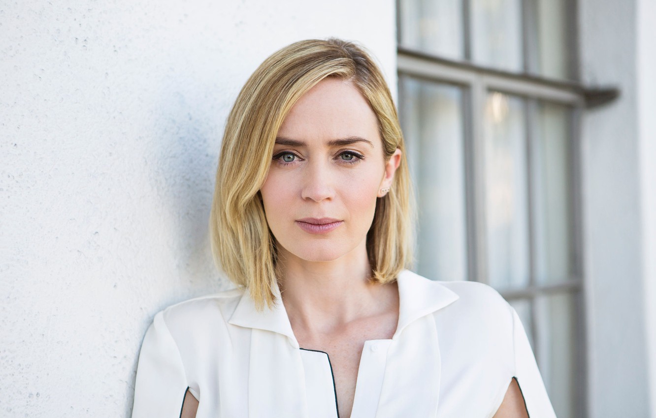 Emily Blunt 2017 Wallpapers