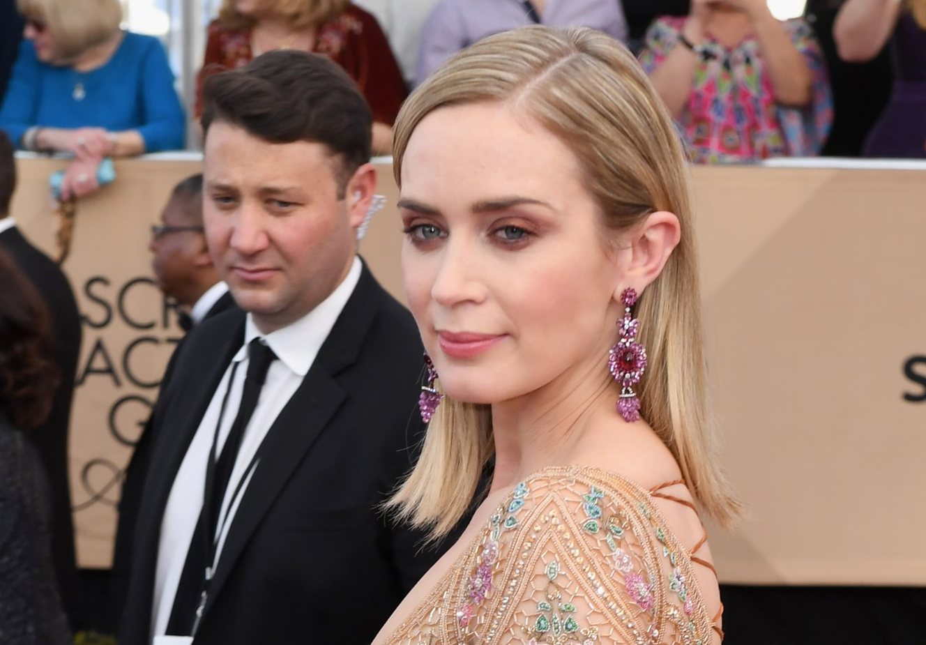 Emily Blunt New Actress 2021 Wallpapers