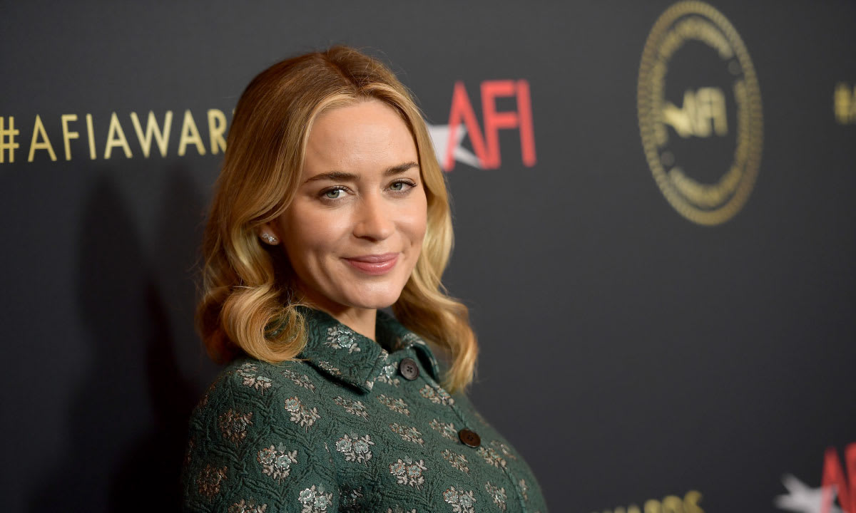 Emily Blunt New Actress 2021 Wallpapers