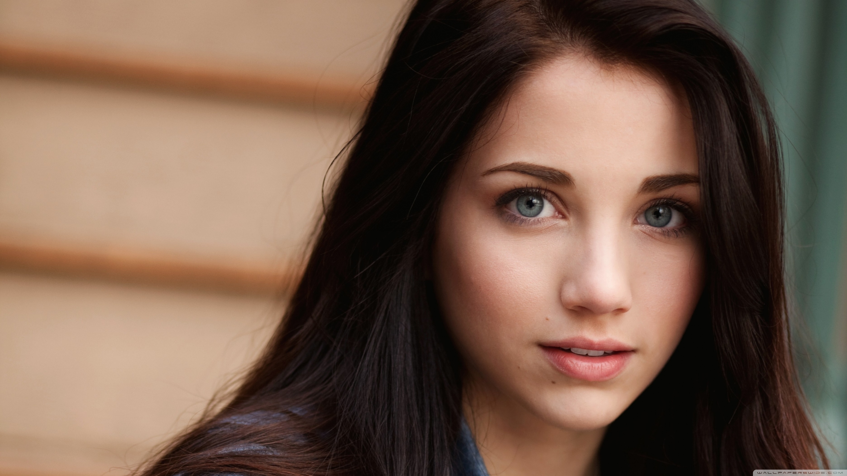 Emily Rudd Wallpapers