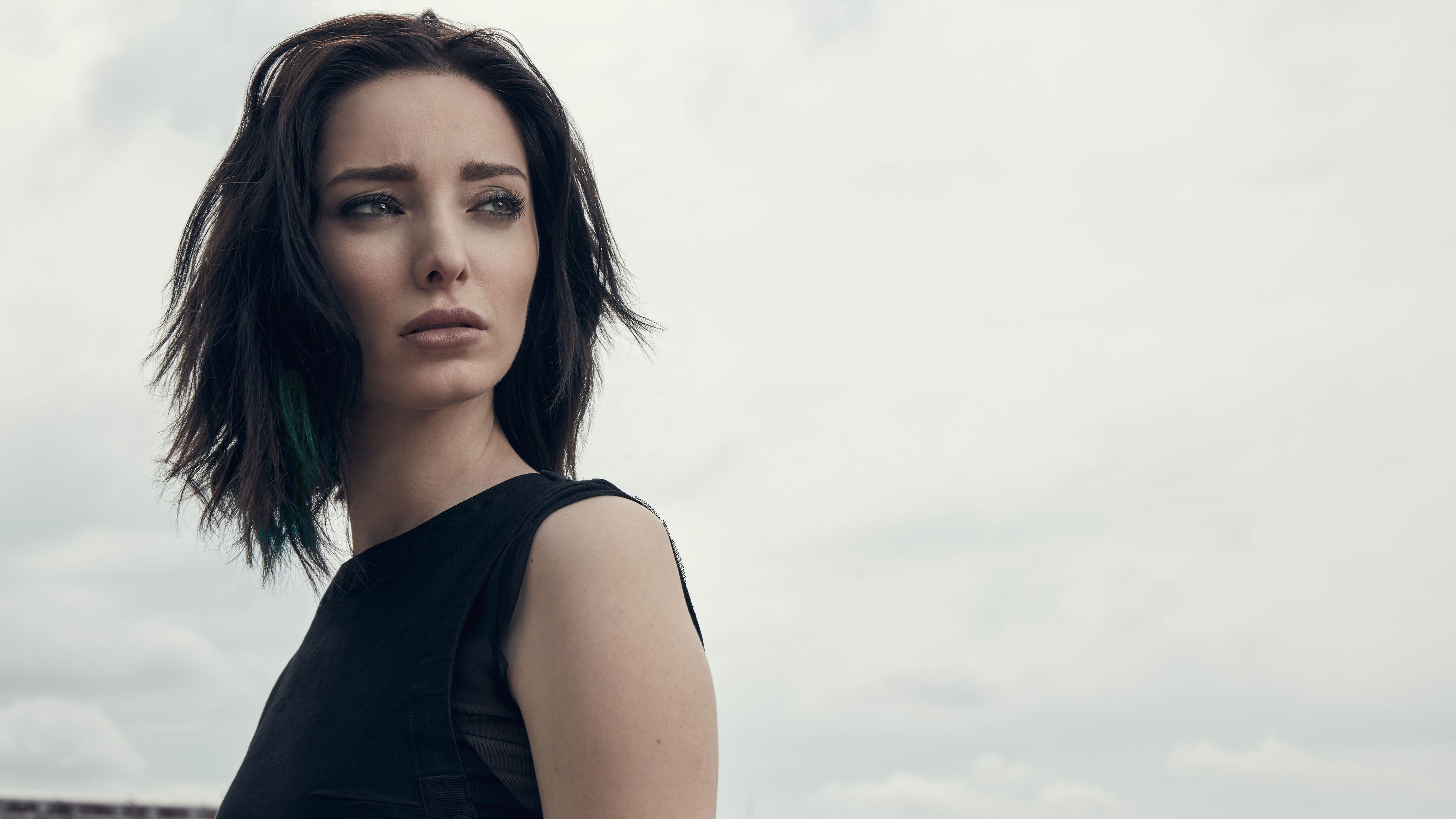 Emma Dumont Photoshoot 2019 Wallpapers