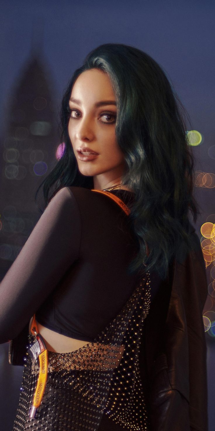 Emma Dumont Photoshoot 2019 Wallpapers