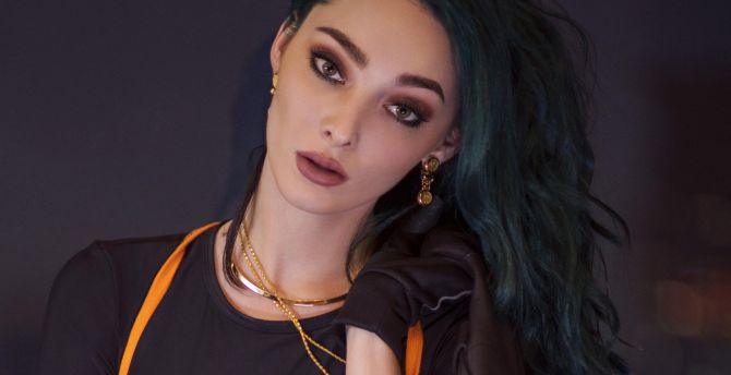 Emma Dumont Photoshoot 2019 Wallpapers