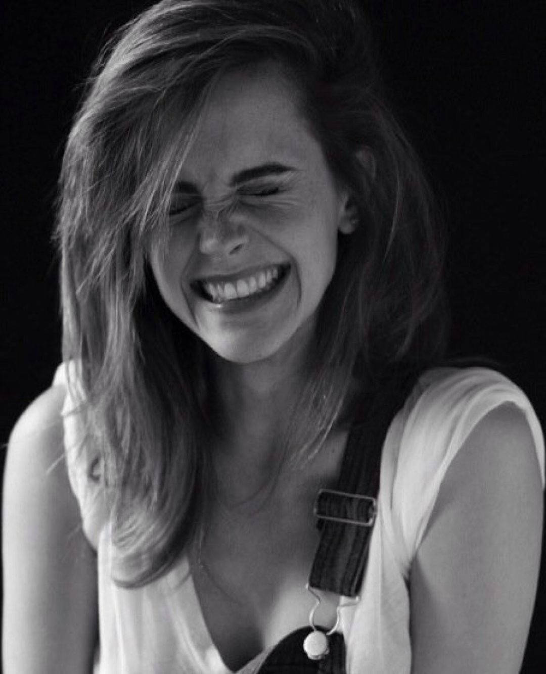 Emma Watson Monochrome Wallpapers