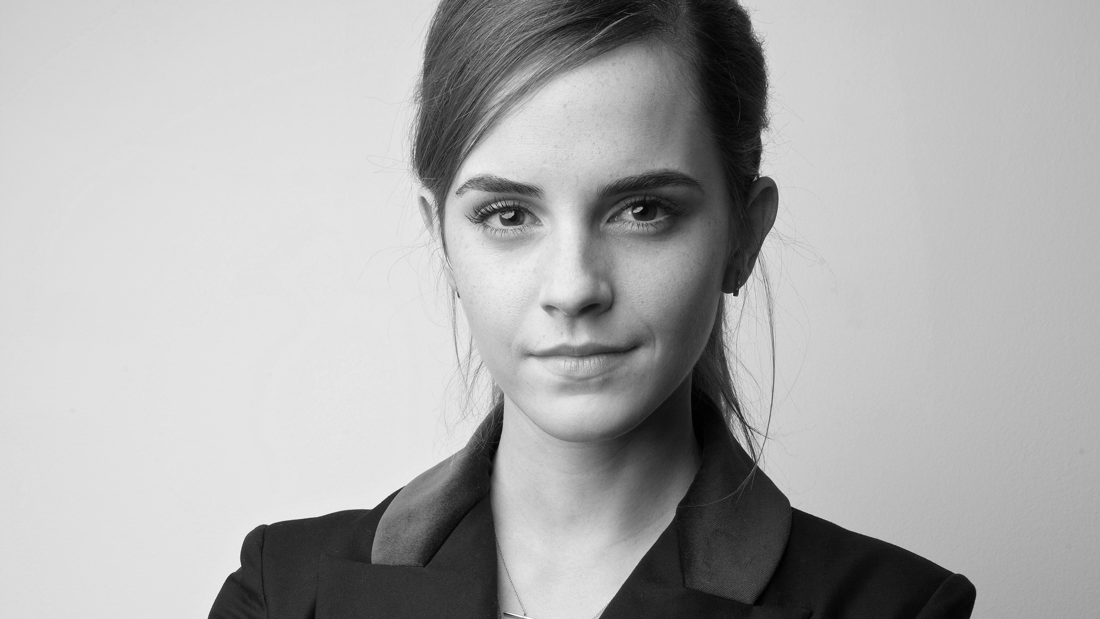 Emma Watson Monochrome Portrait Wallpapers