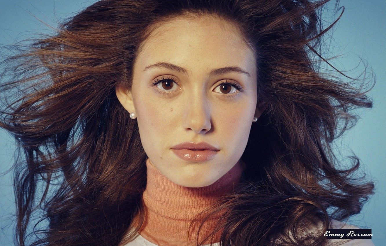 Emmy Rossum Wallpapers