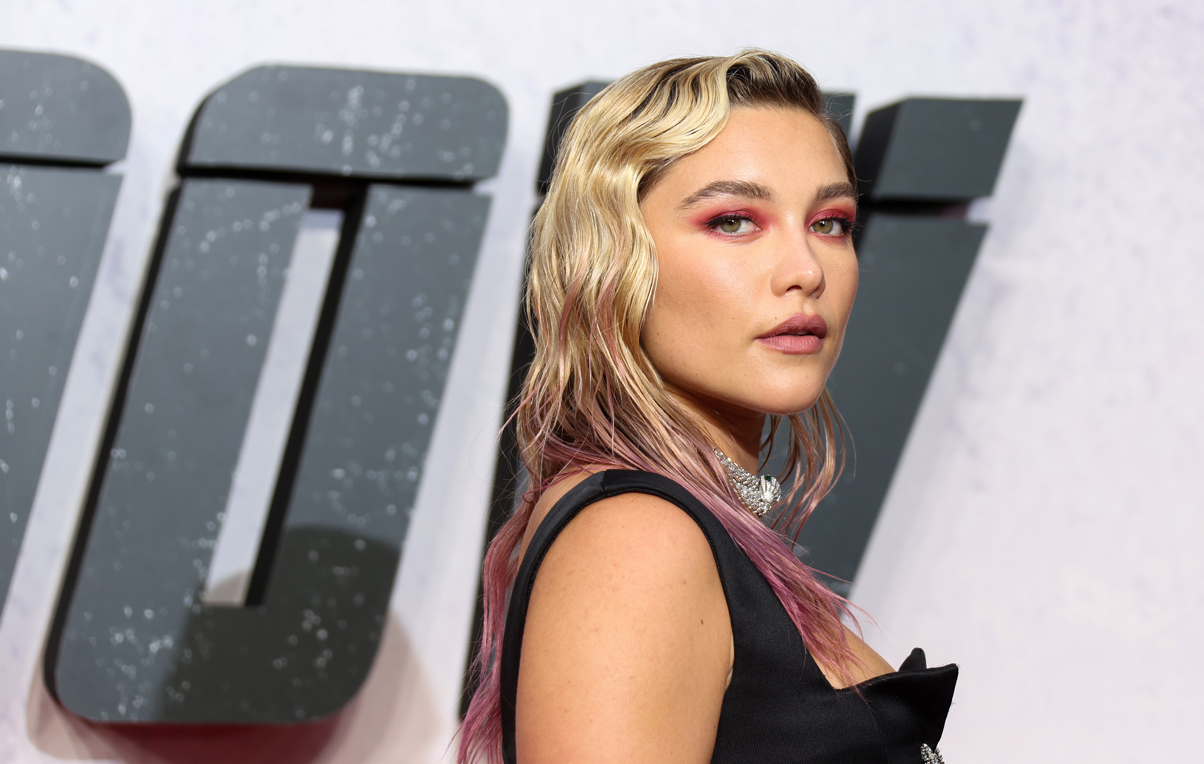 Florence Pugh Face 2020 Wallpapers