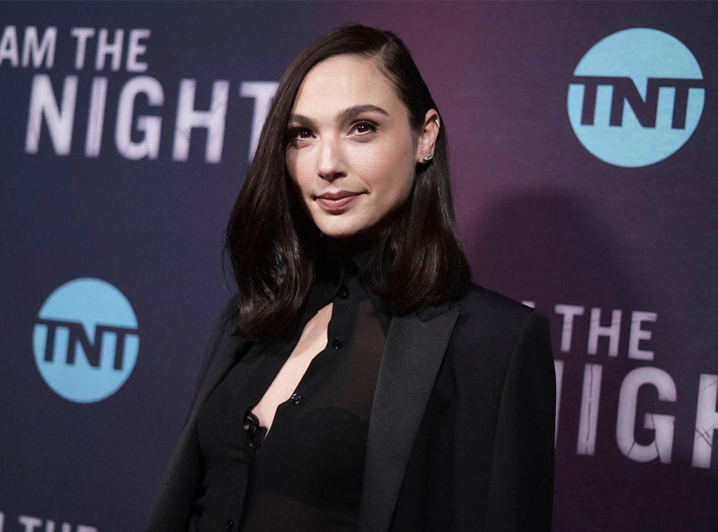 Gal Gadot 2019 Smiling Wallpapers