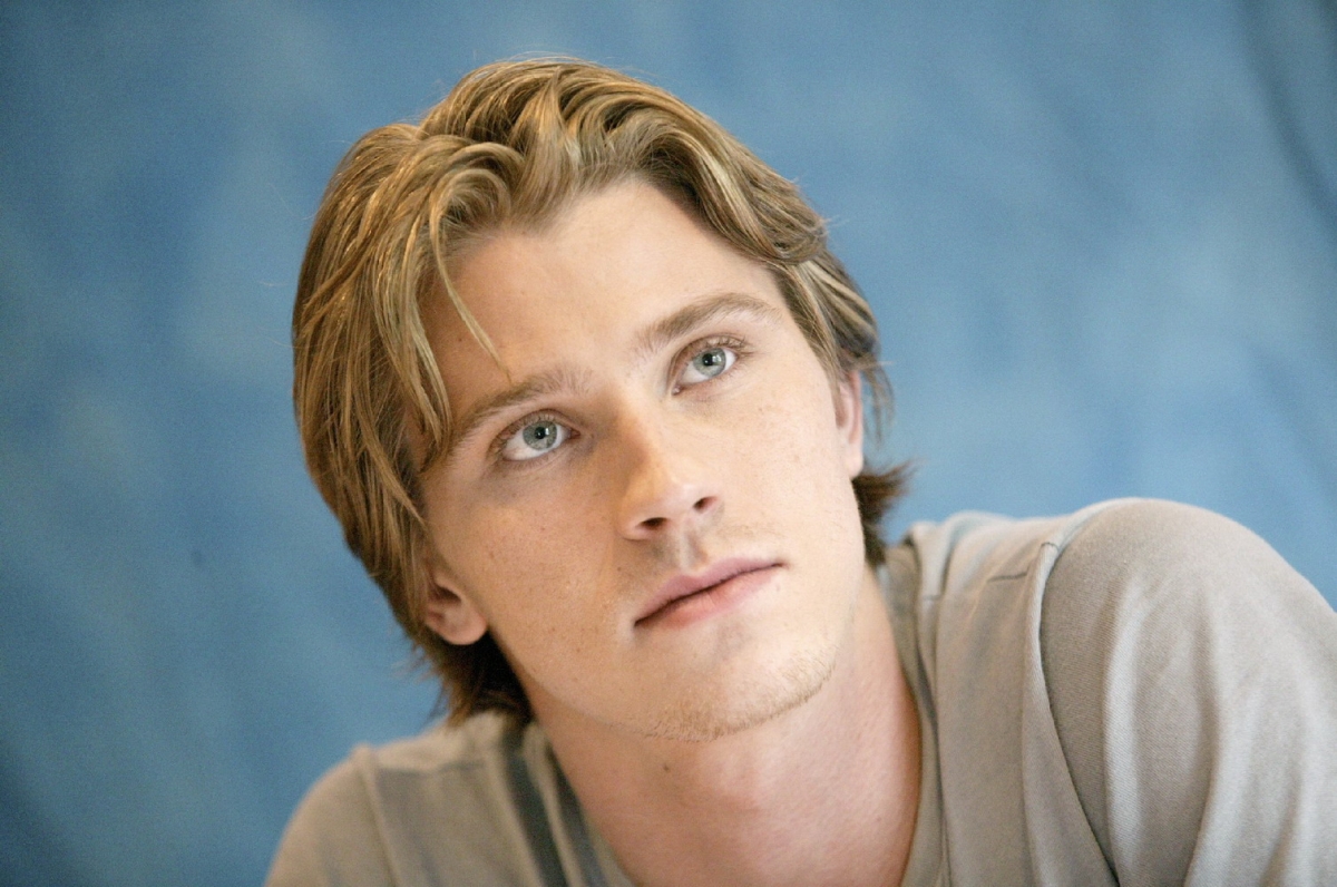 Garrett Hedlund Wallpapers