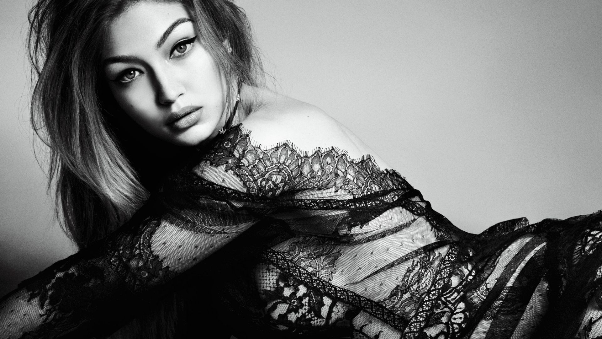 Gigi Hadid Wallpapers