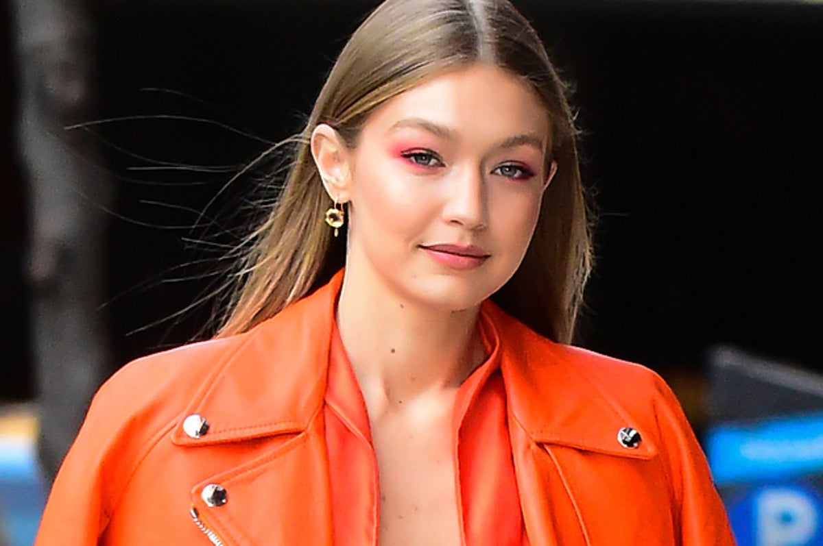 Gigi Hadid Brunette Depth Of Field Wallpapers