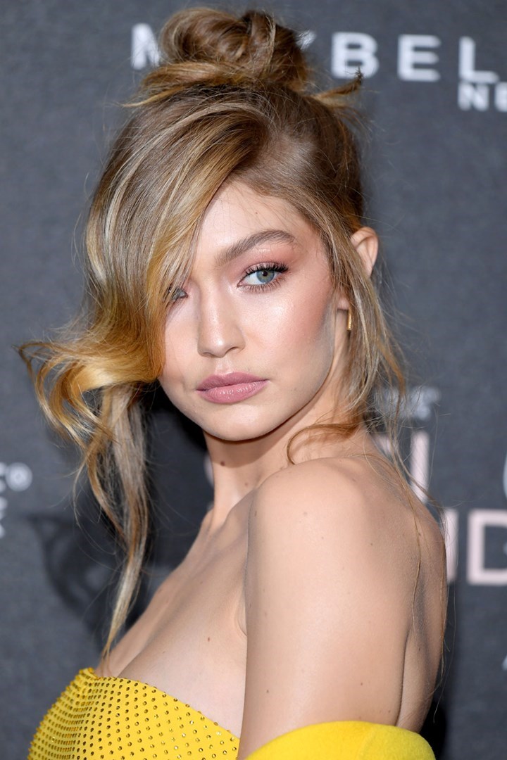 Gigi Hadid Brunette Depth Of Field Wallpapers