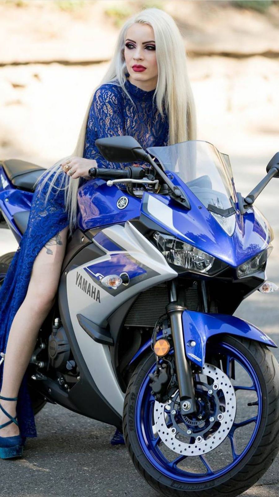 Girls & Motorcycles Wallpapers