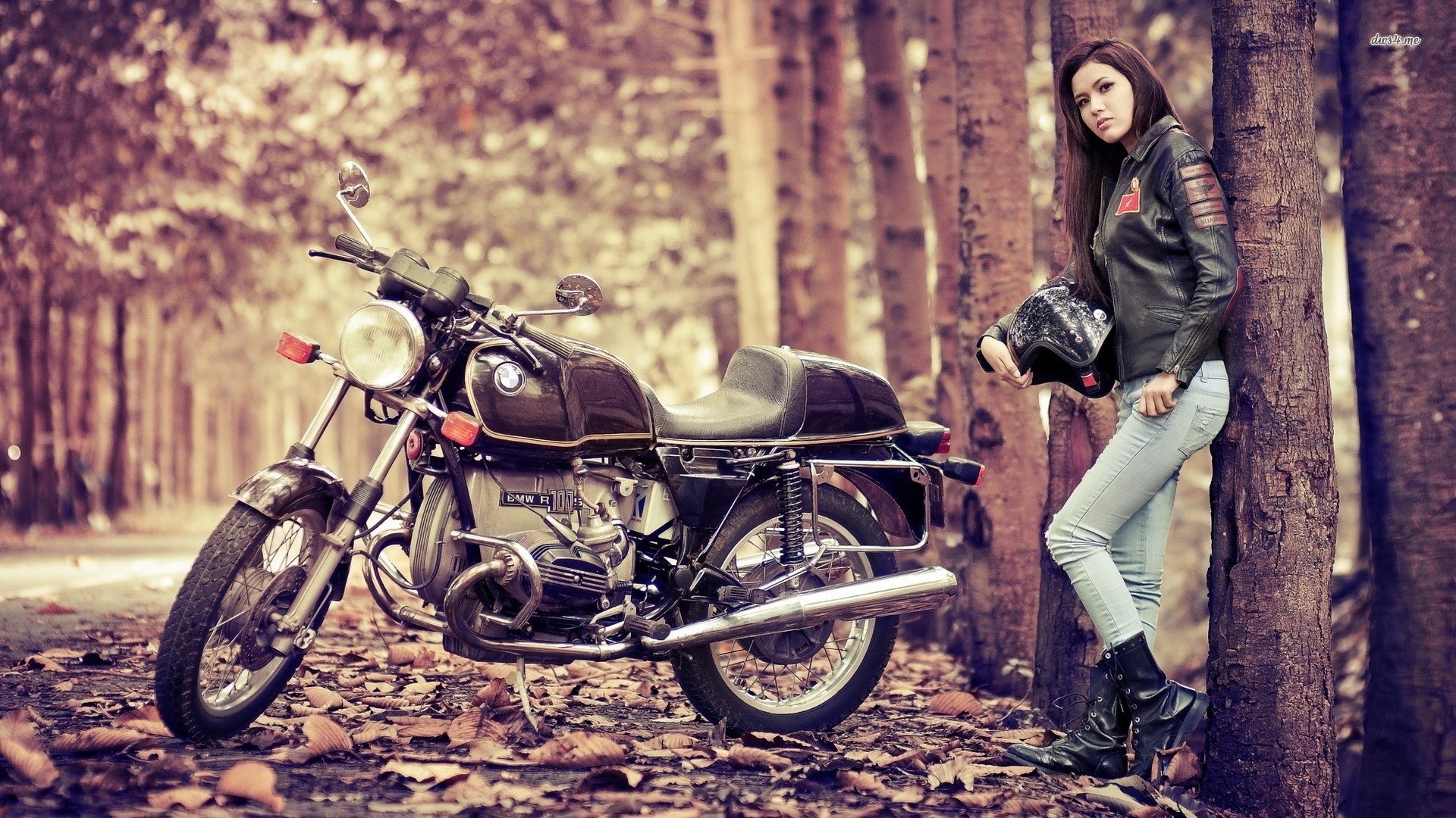 Girls & Motorcycles Wallpapers