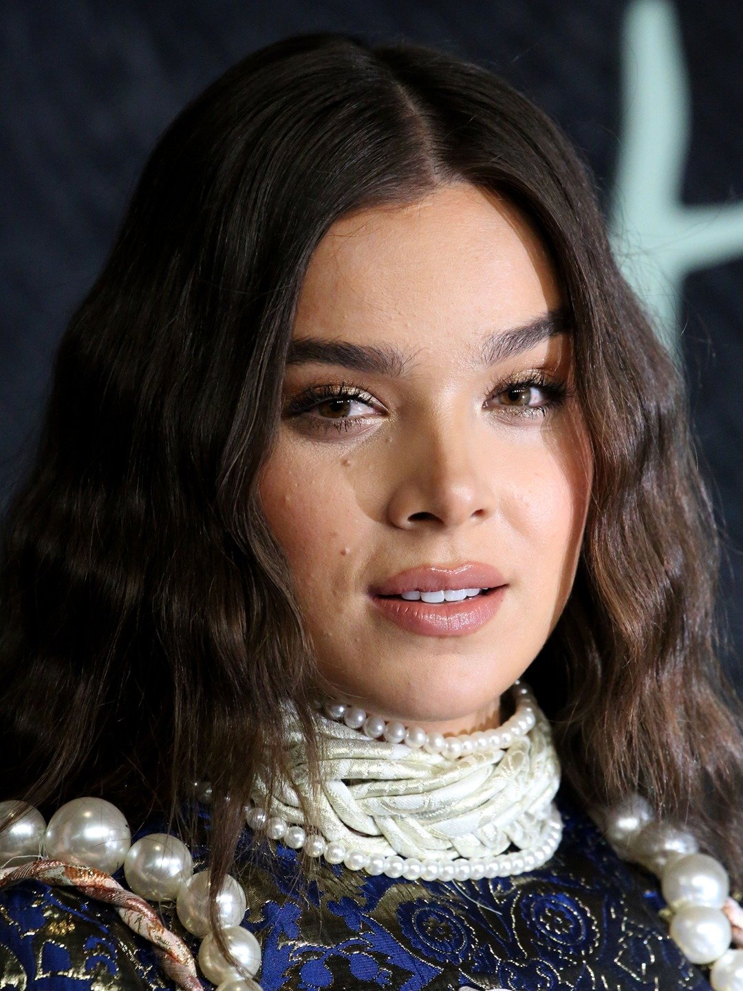 Hailee Steinfeld Comic Com 2018 Portrait Wallpapers