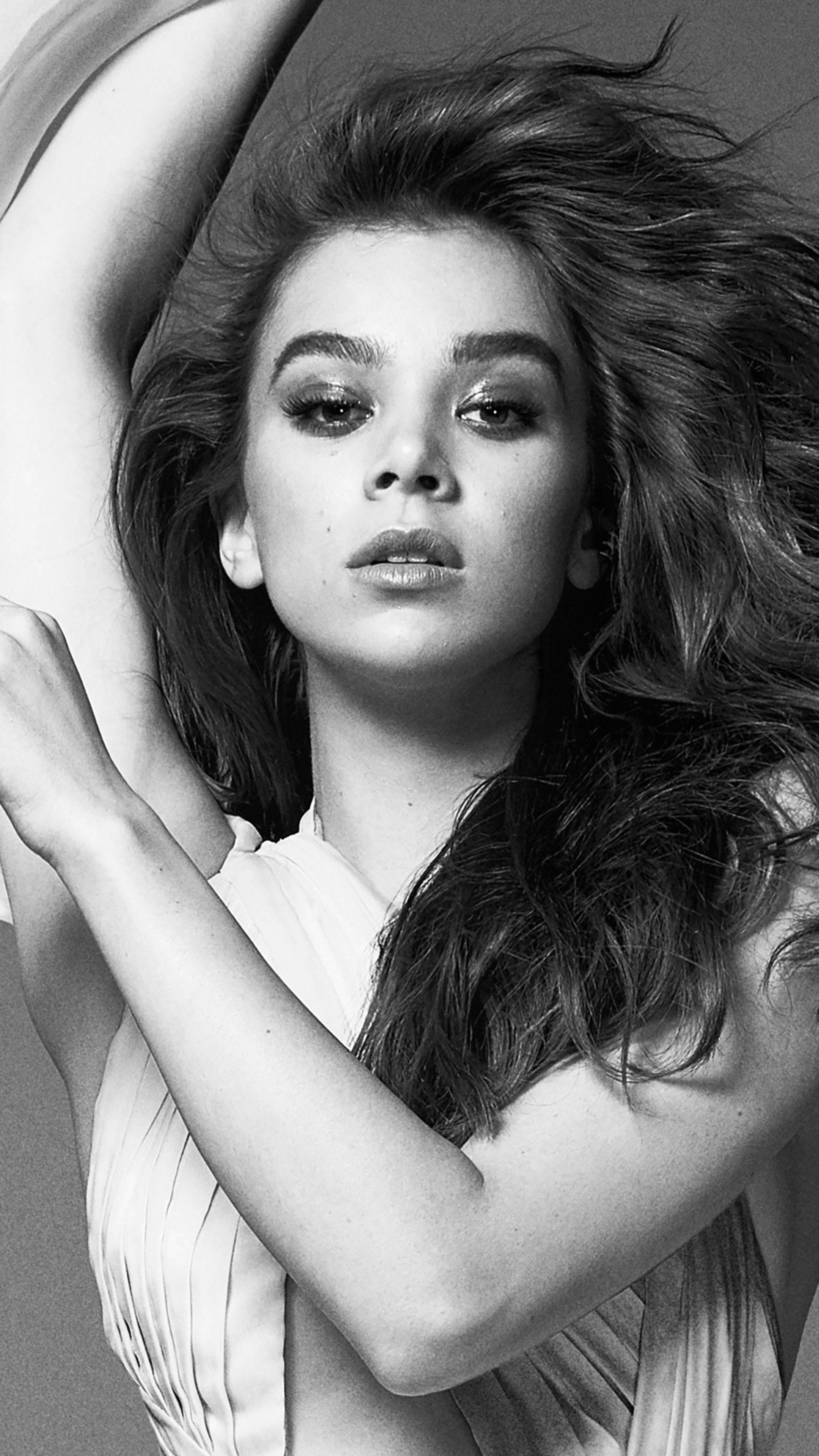 Hailee Steinfeld For Marie Claire Magazine Wallpapers