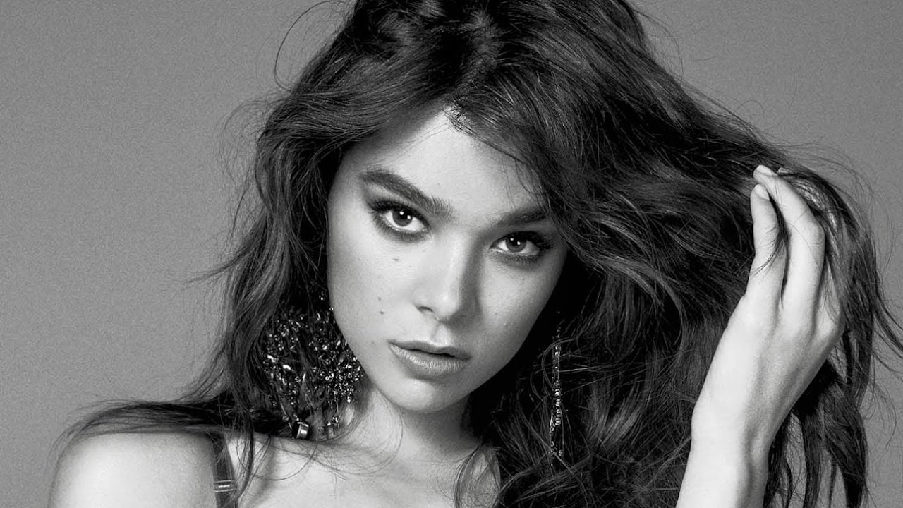 Hailee Steinfeld For Marie Claire Magazine 2018 Wallpapers