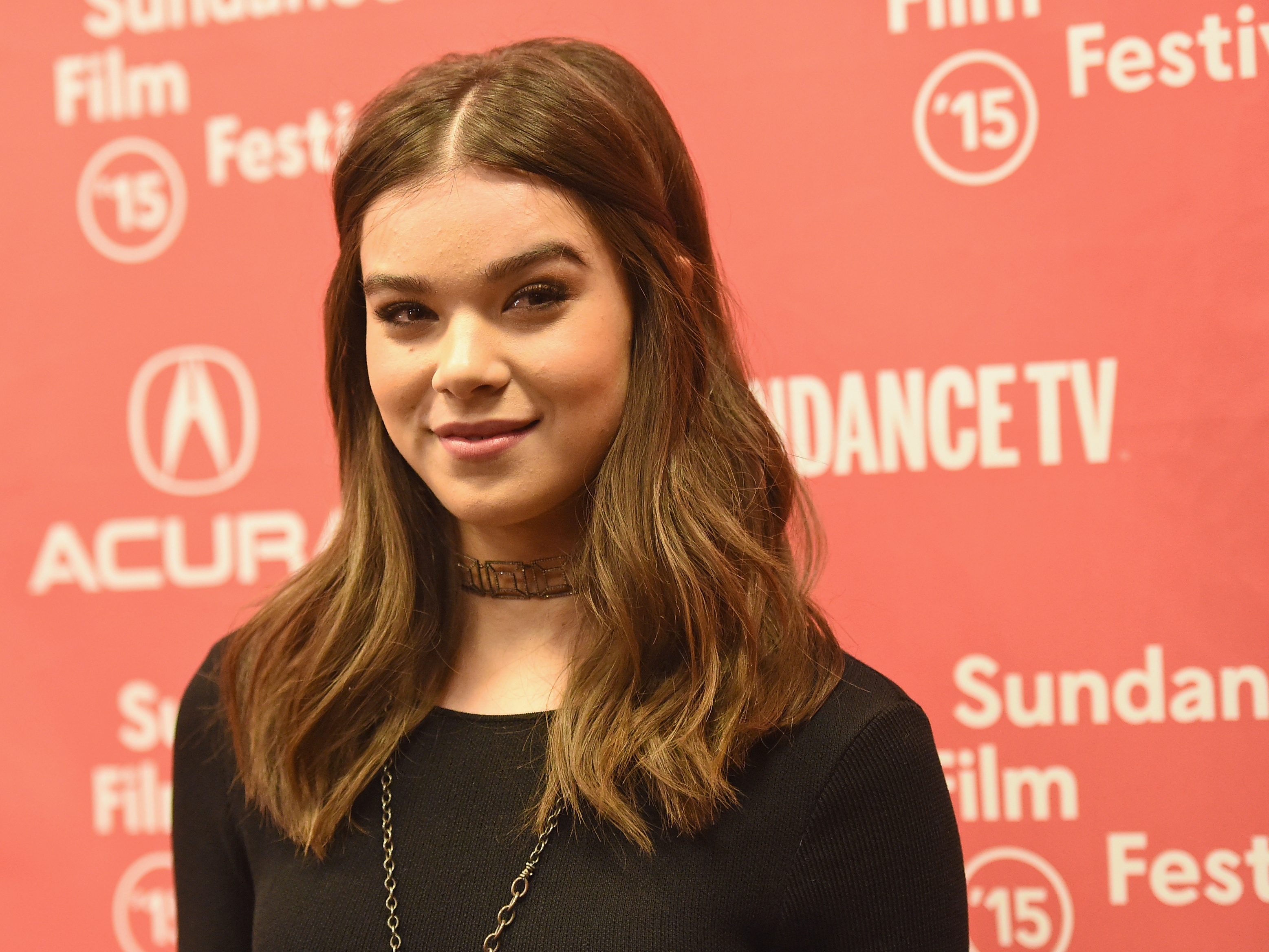 Hailee Steinfeld Pitch Perfect Wallpapers