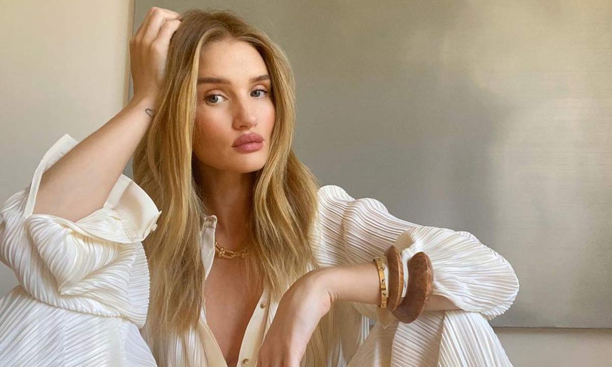 HD Rosie Huntington-Whiteley 2021 Wallpapers