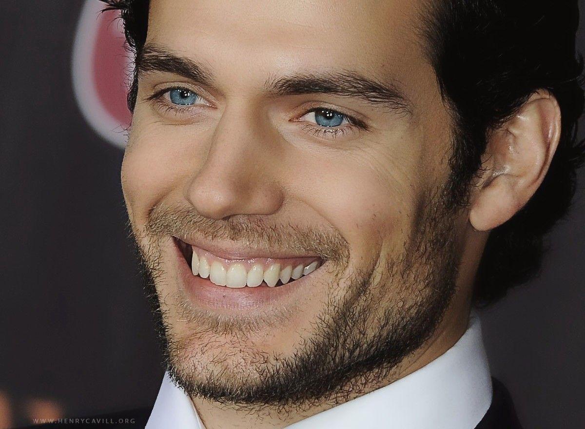 Henry Cavil Wallpapers