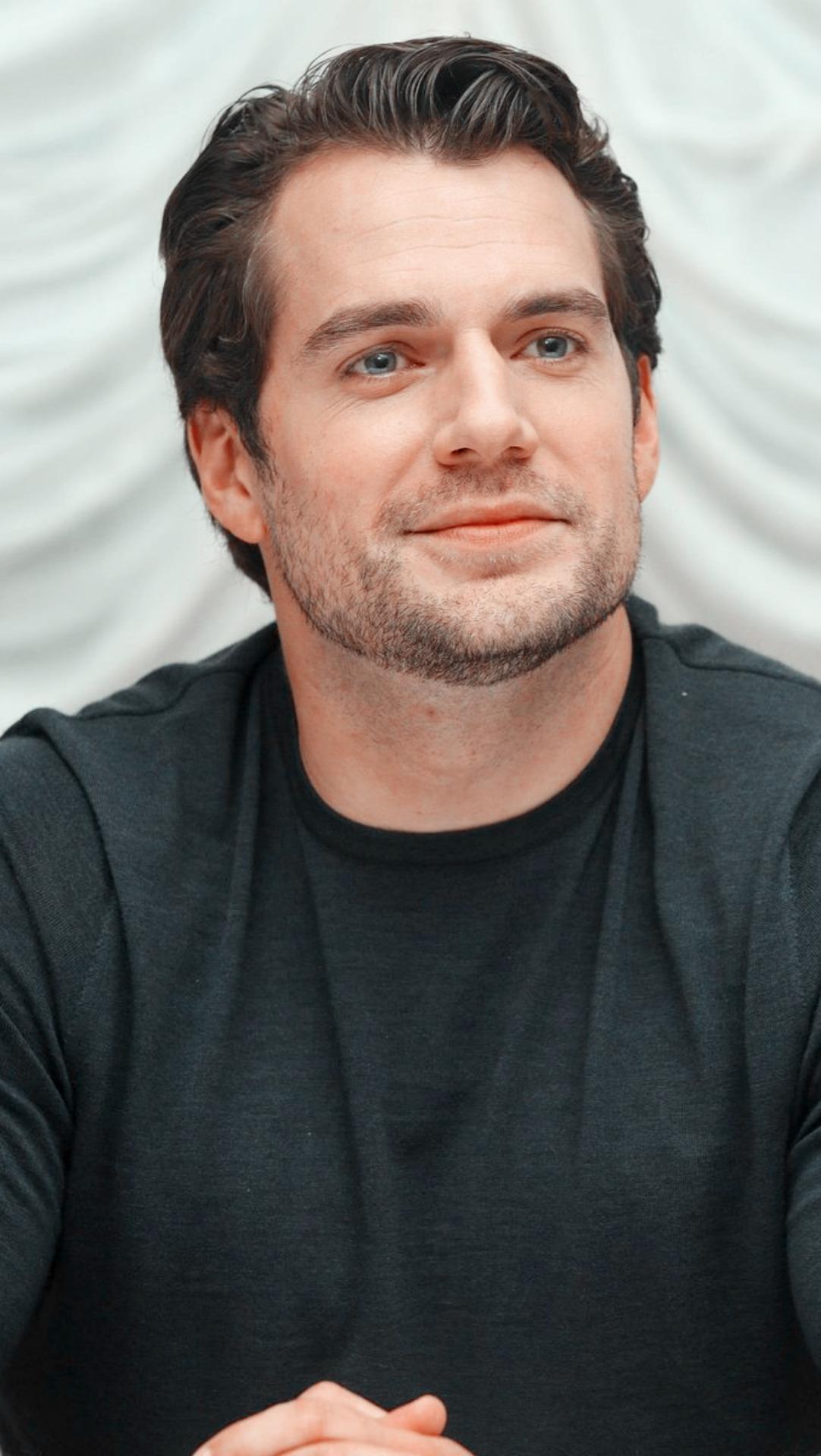 Henry Cavil Wallpapers