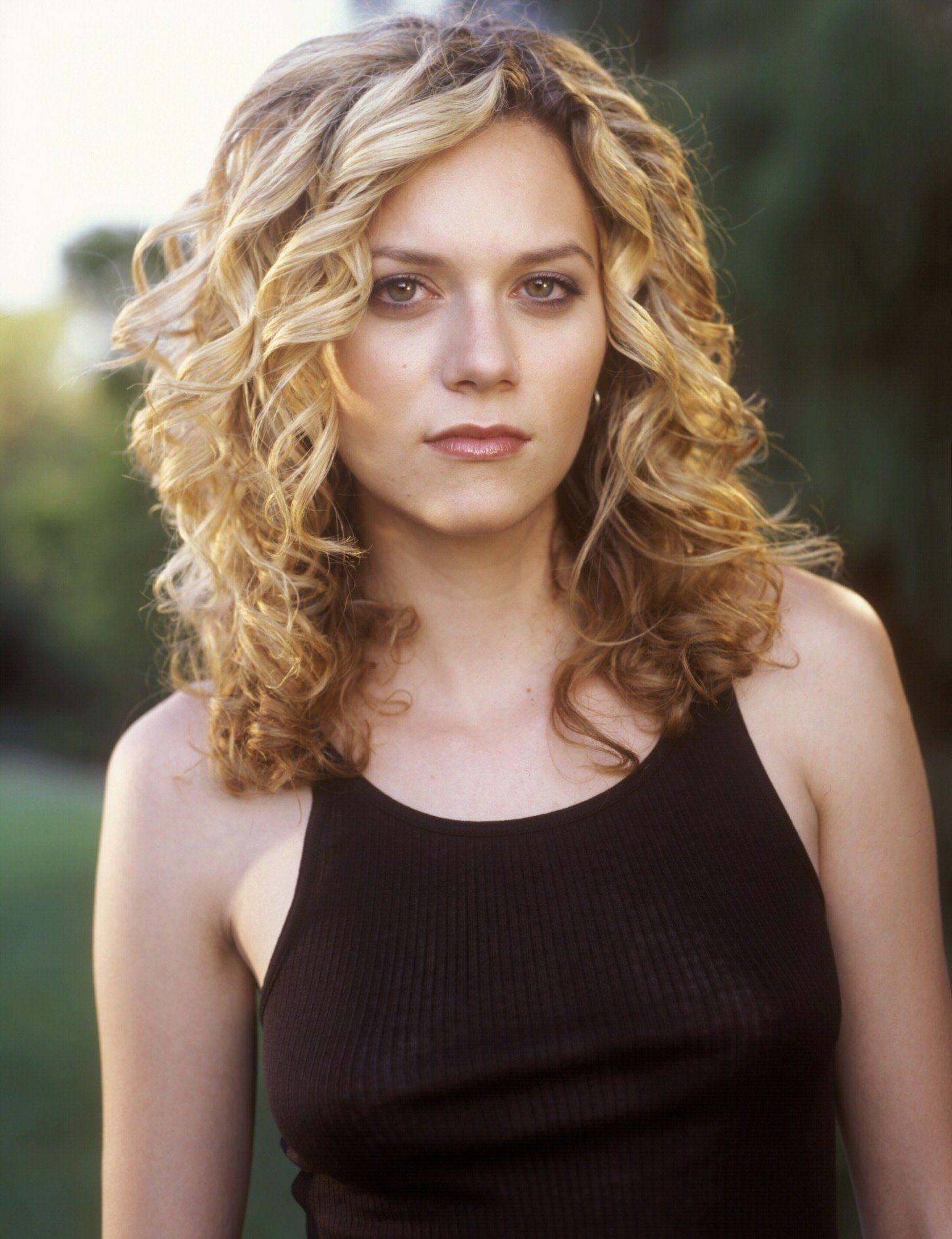 Hilarie Burton Wallpapers