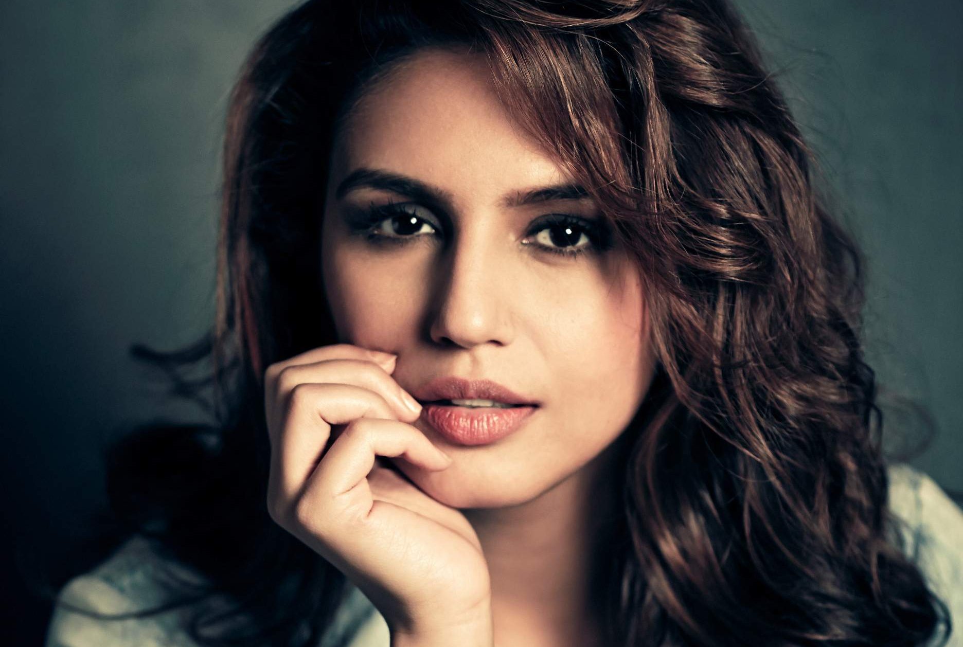 Huma Qureshi Wallpapers