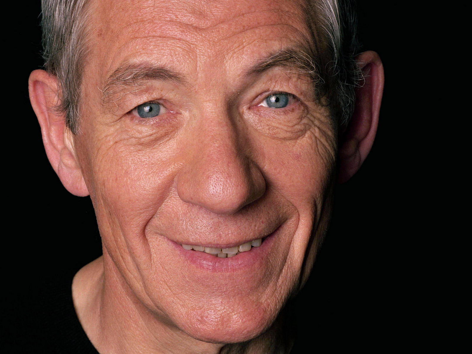 Ian McKellen Wallpapers