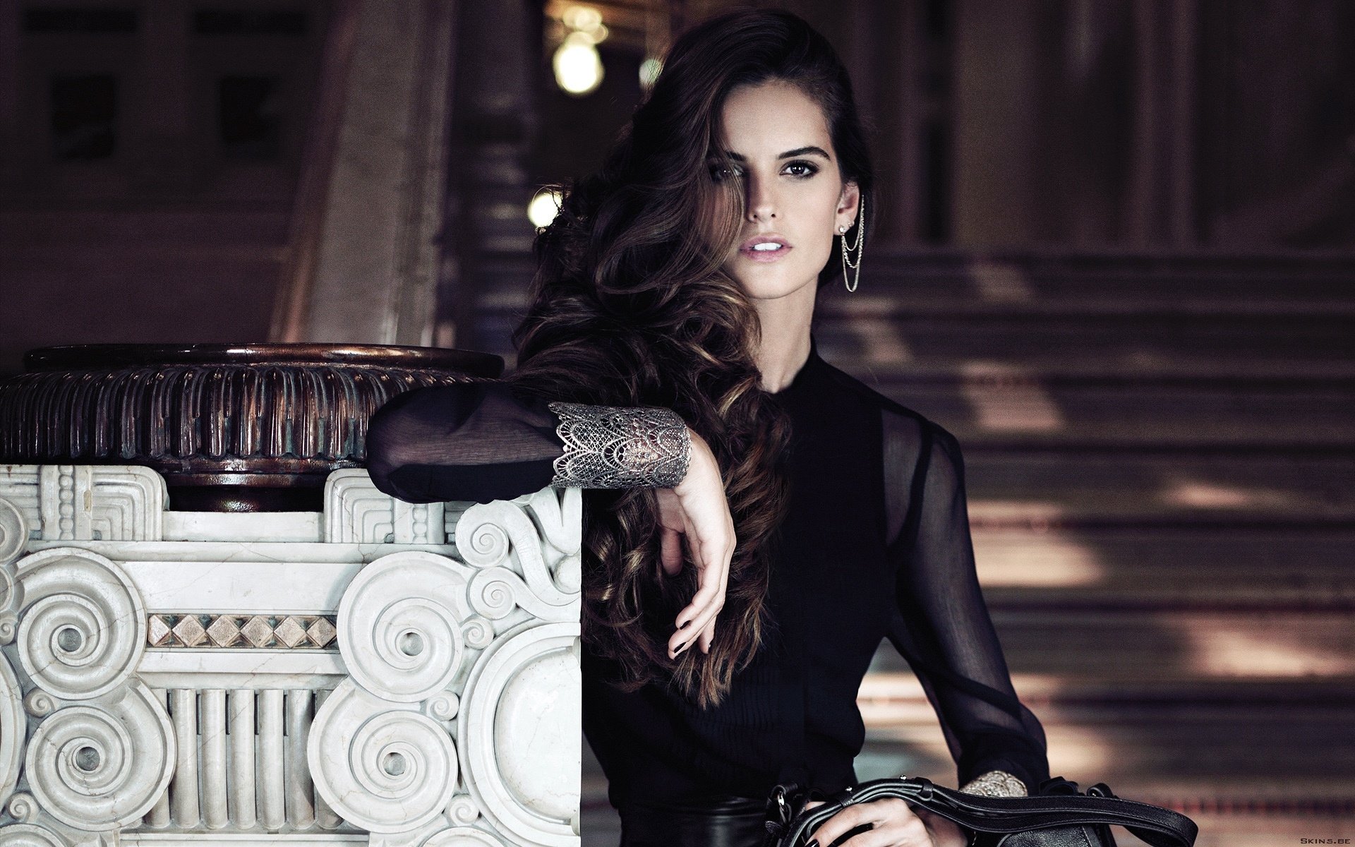 Izabel Goulart Wallpapers