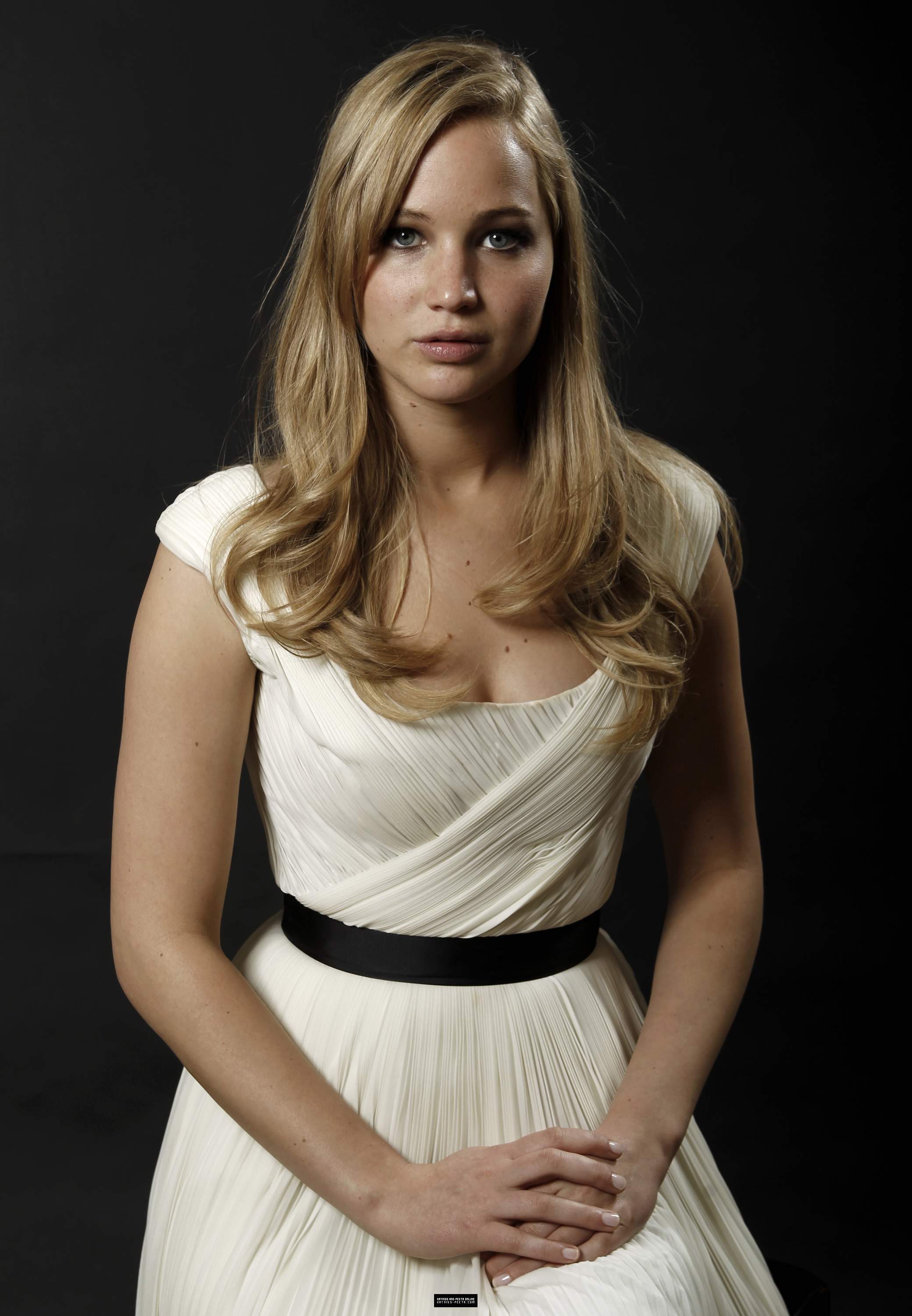 Jennifer Lawrence Cute Photo Wallpapers