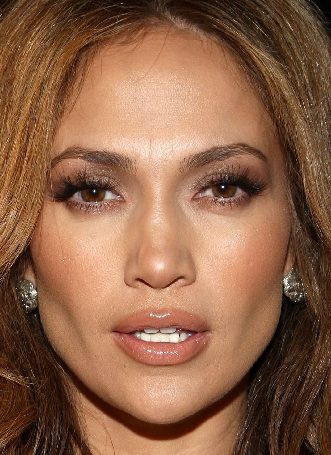 Jennifer Lopez Face Wallpapers