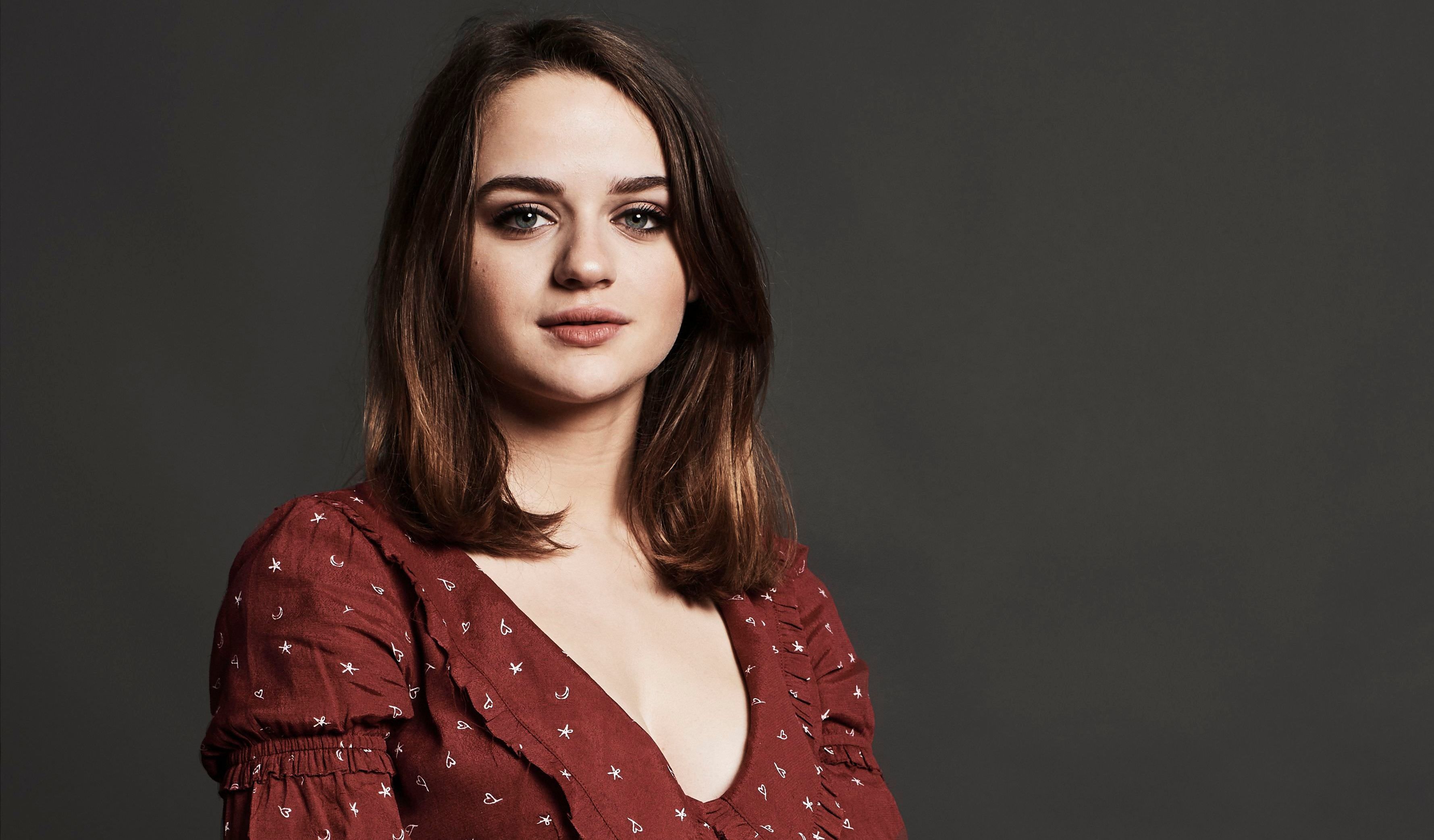 Joey King Poster 2020 Wallpapers
