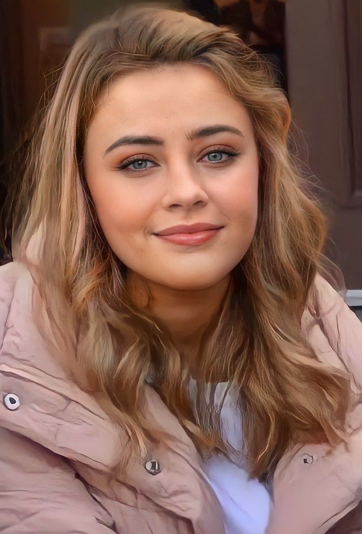 Josephine Langford Wallpapers