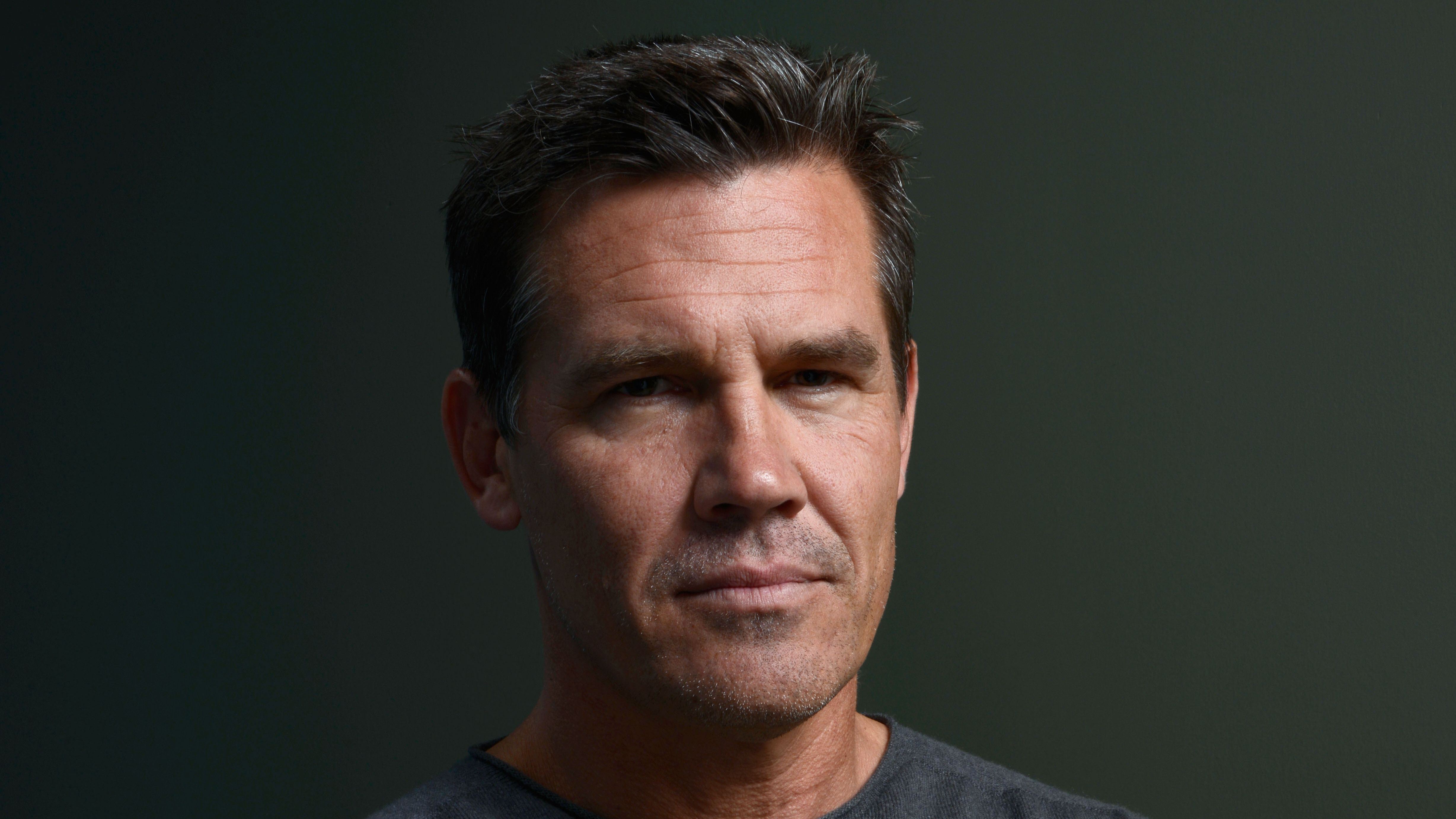 Josh Brolin Wallpapers