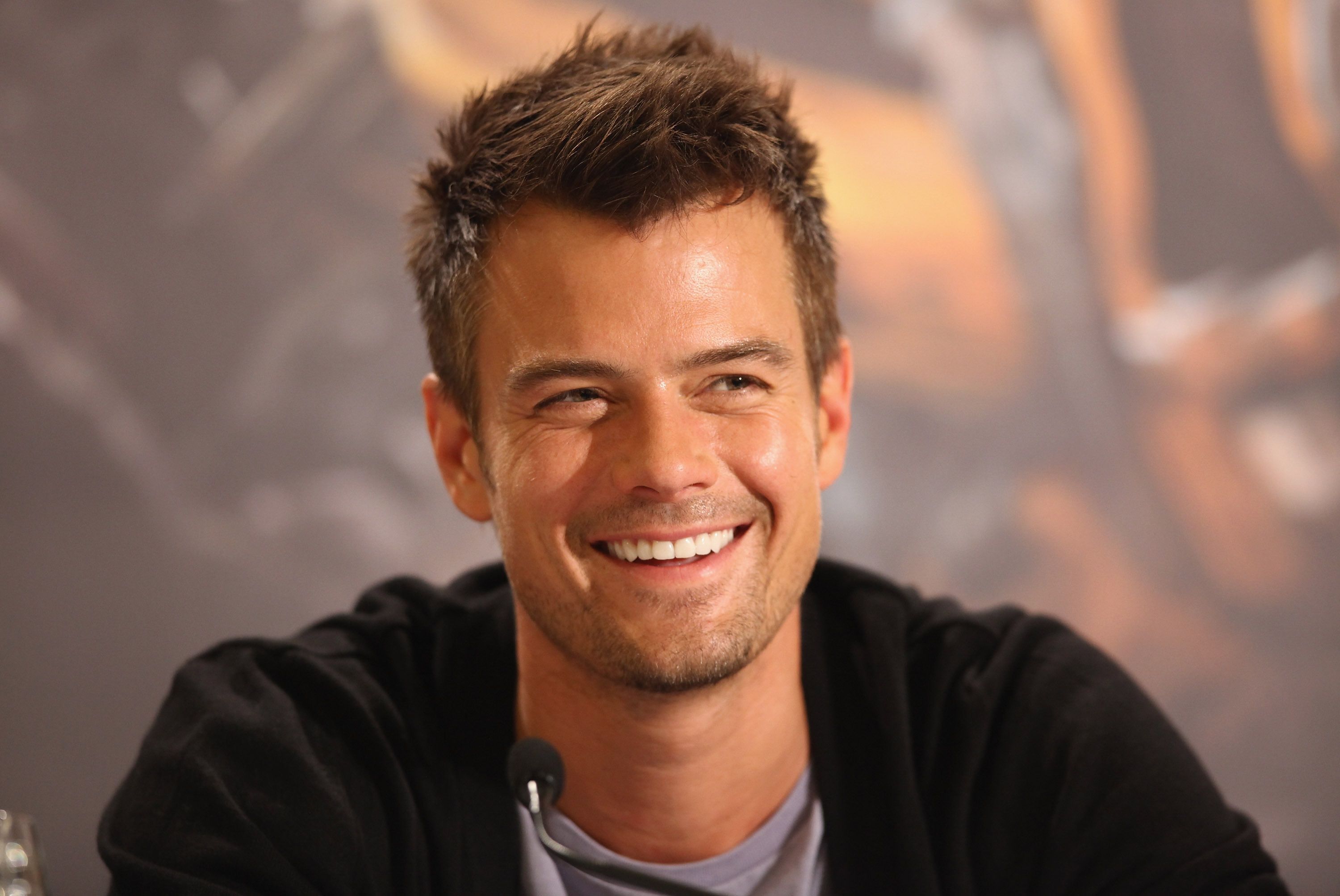 Josh Duhamel Wallpapers