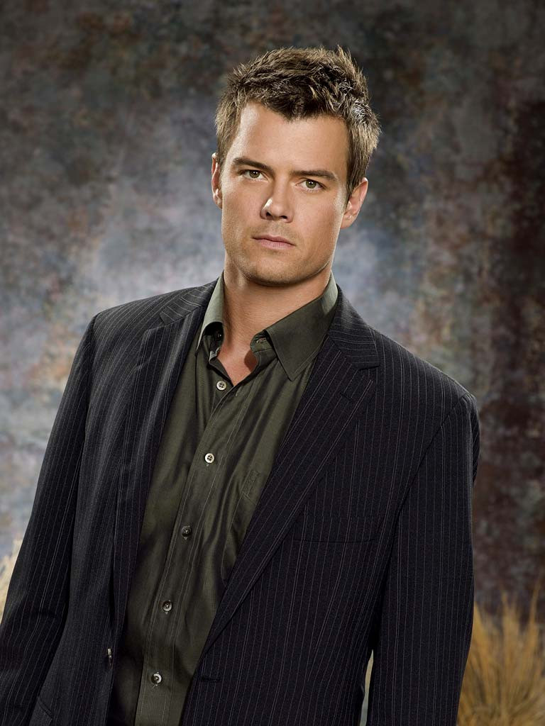 Josh Duhamel Wallpapers