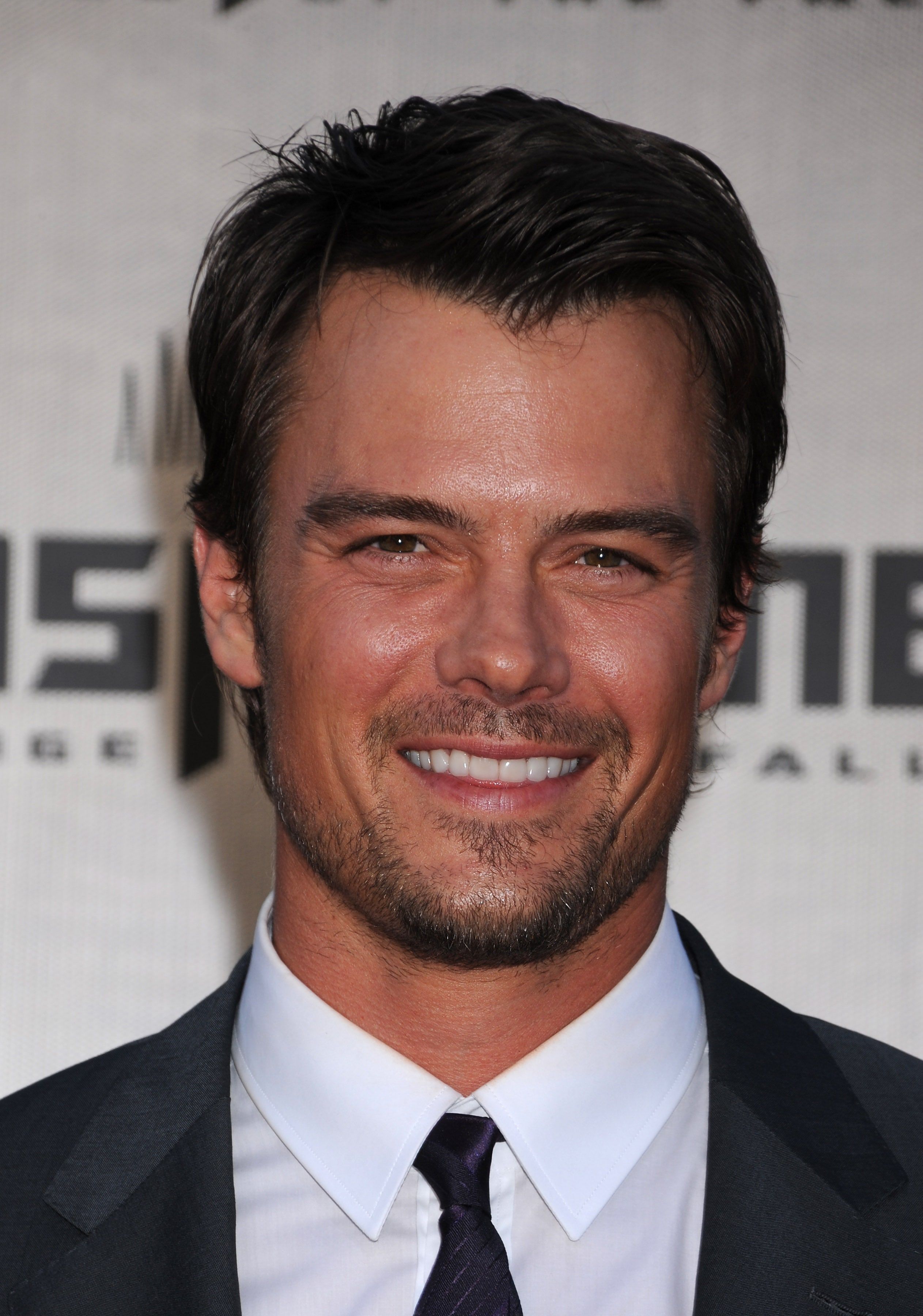 Josh Duhamel Wallpapers