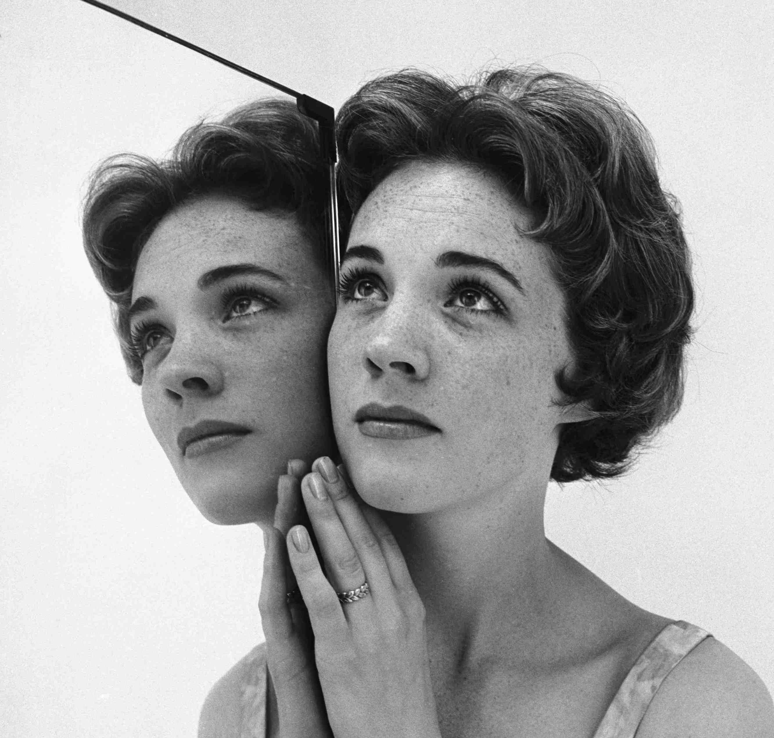 Julie Andrews Wallpapers